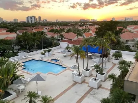 3600 Yacht Club Drive Aventura FL 33180