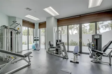 3600 Yacht Club Drive Aventura FL 33180
