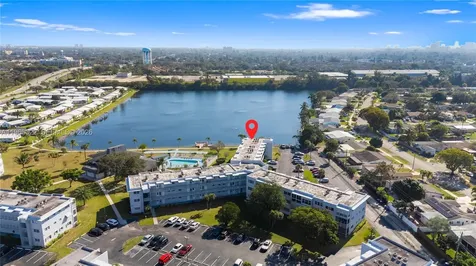 2223 Park Lane Hollywood FL 33021