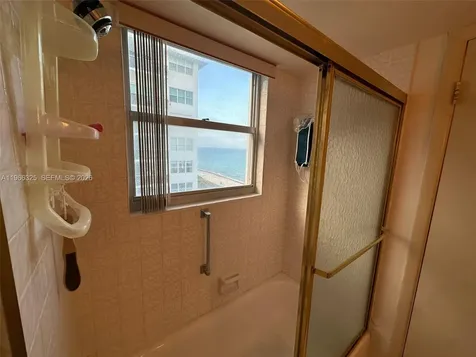 6039 Collins Avenue Miami Beach FL 33140