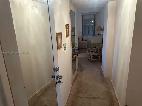 6039 Collins Avenue Miami Beach FL 33140