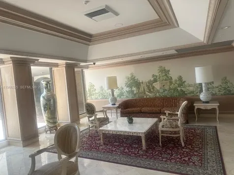 6039 Collins Avenue Miami Beach FL 33140