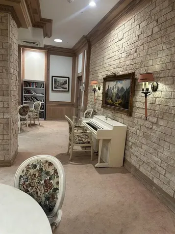 6039 Collins Avenue Miami Beach FL 33140