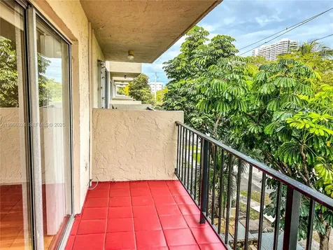 3860 NE 170th Street North Miami Beach FL 33160