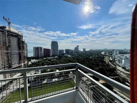 60 SW 13th Street Miami FL 33130