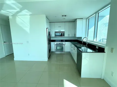 60 SW 13th Street Miami FL 33130