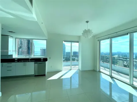 60 SW 13th Street Miami FL 33130