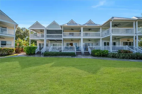 5101 Sunset Village Drive Duck FL 33050