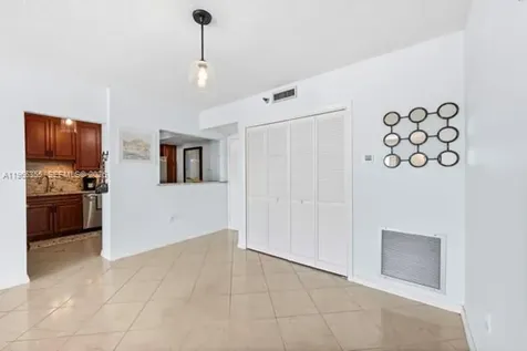 3850 Washington Street Hollywood FL 33021