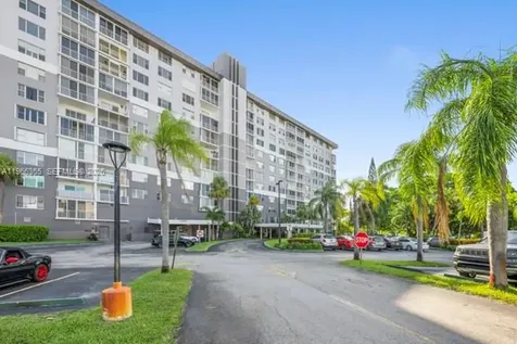 3850 Washington Street Hollywood FL 33021