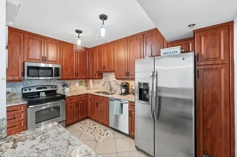 3850 Washington Street Hollywood FL 33021