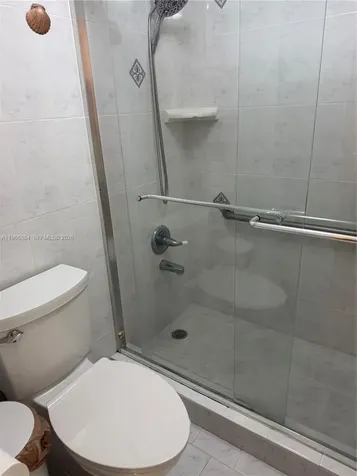 2899 Collins Avenue Miami Beach FL 33140
