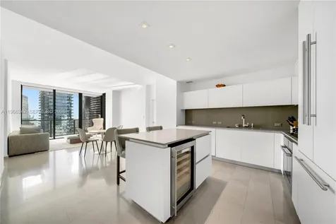 88 SW 7th Street Miami FL 33130