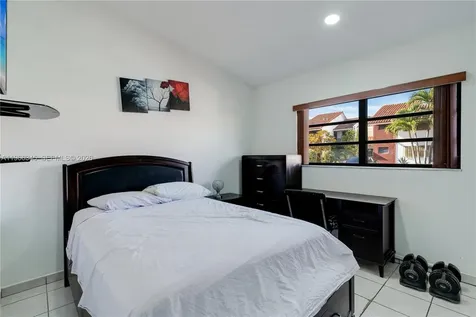 13534 SW 59th Terrace Miami FL 33183