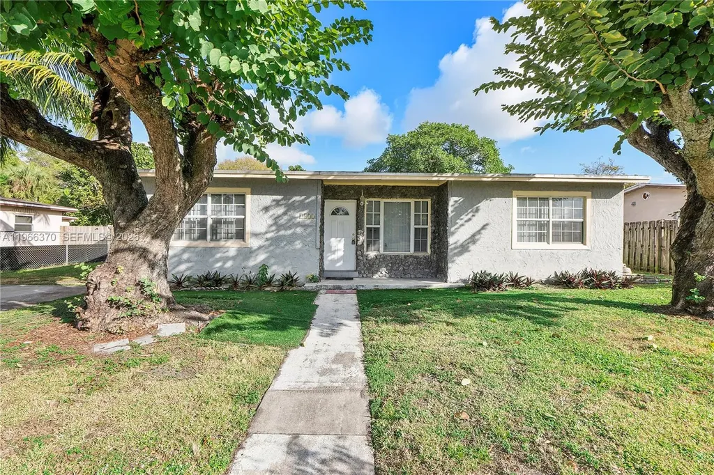 3471 NW 1st Court Lauderhill FL 33311