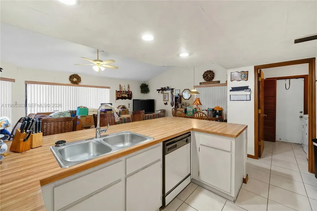 21193 Raindance Lane Boca Raton FL 33428