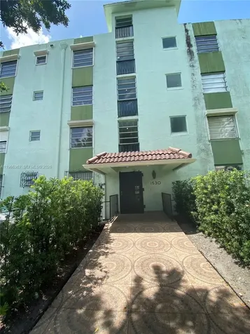 1530 SW 2nd Street Miami FL 33125