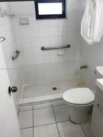 1530 SW 2nd Street Miami FL 33125
