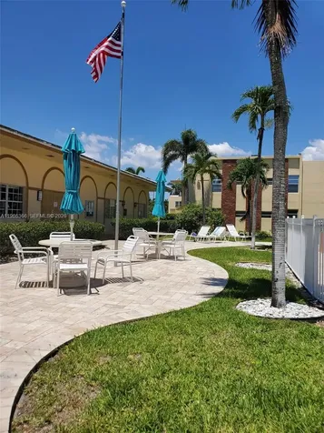 851 NE 14th Avenue Hallandale Beach FL 33009