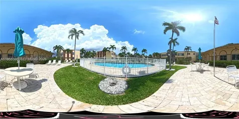 851 NE 14th Avenue Hallandale Beach FL 33009