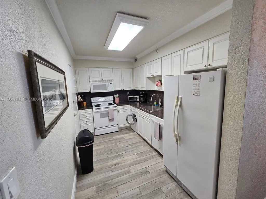 2501 S Ocean Drive Hollywood FL 33019