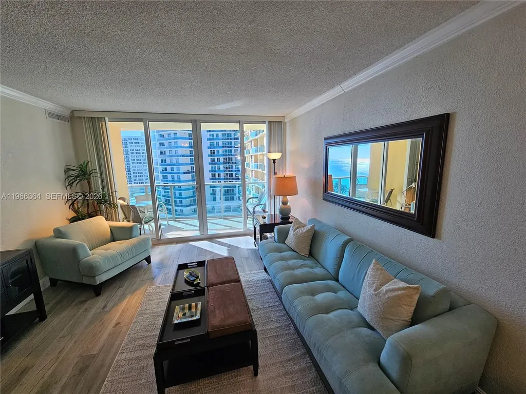 2501 S Ocean Drive Hollywood FL 33019