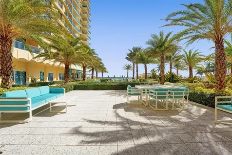 2501 S Ocean Drive Hollywood FL 33019