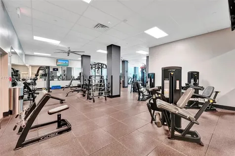 2501 S Ocean Drive Hollywood FL 33019