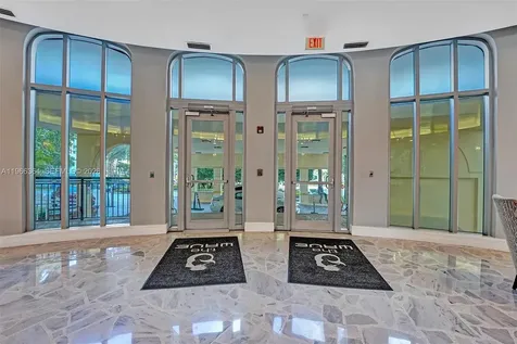 2501 S Ocean Drive Hollywood FL 33019