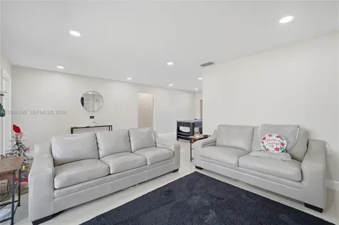 11420 NW 32nd Place Sunrise FL 33323