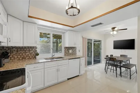 11420 NW 32nd Place Sunrise FL 33323