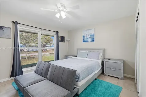 11420 NW 32nd Place Sunrise FL 33323