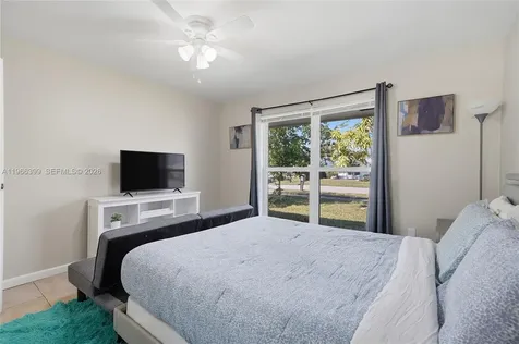 11420 NW 32nd Place Sunrise FL 33323