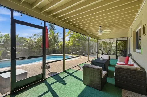 11420 NW 32nd Place Sunrise FL 33323
