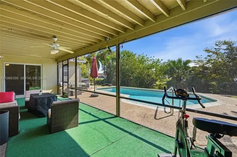 11420 NW 32nd Place Sunrise FL 33323
