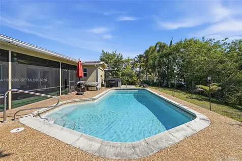 11420 NW 32nd Place Sunrise FL 33323