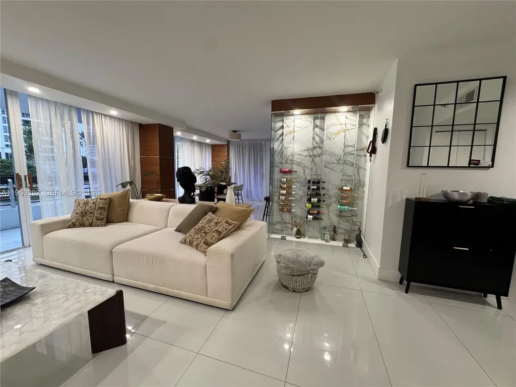 19195 Mystic Pointe Drive Aventura FL 33180