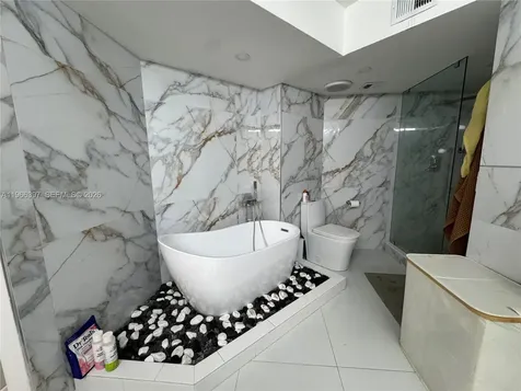 19195 Mystic Pointe Drive Aventura FL 33180