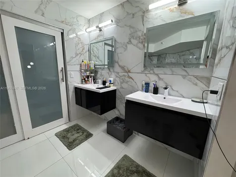 19195 Mystic Pointe Drive Aventura FL 33180