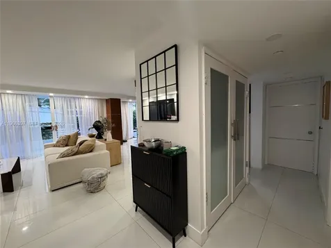 19195 Mystic Pointe Drive Aventura FL 33180