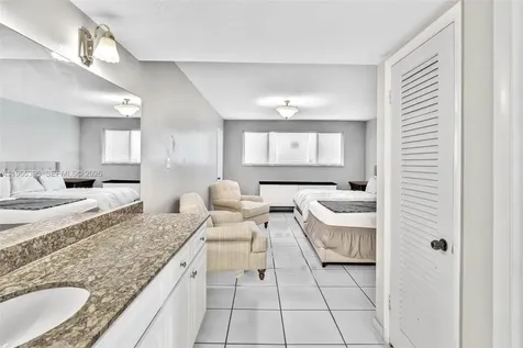 9524 Byron Avenue Surfside FL 33154