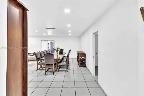 9524 Byron Avenue Surfside FL 33154