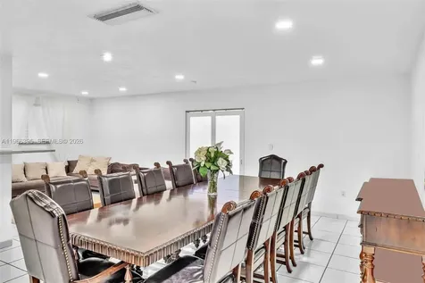 9524 Byron Avenue Surfside FL 33154