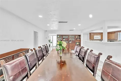 9524 Byron Avenue Surfside FL 33154