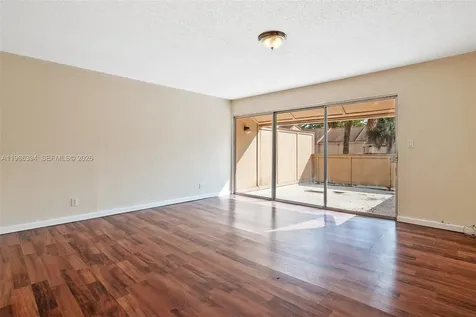 833 NW 82nd Avenue Plantation FL 33324