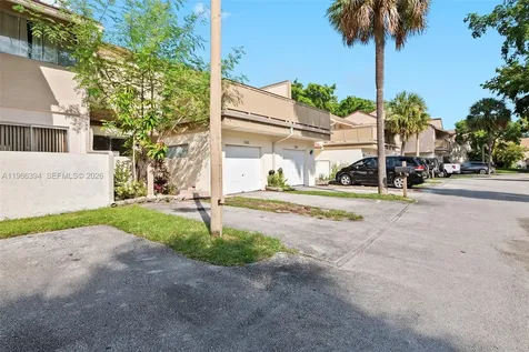 833 NW 82nd Avenue Plantation FL 33324