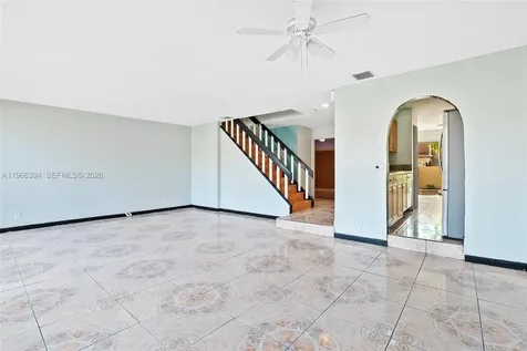 833 NW 82nd Avenue Plantation FL 33324