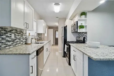 14952 SW 297th Terrace Homestead FL 33033