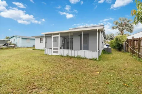 14952 SW 297th Terrace Homestead FL 33033