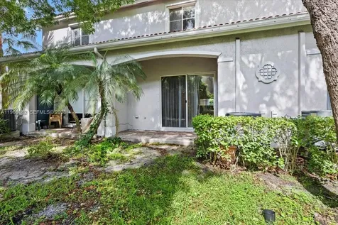 2779 SW 82nd Avenue Miramar FL 33025